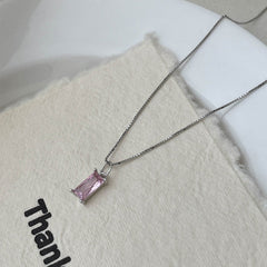 925 SilberPersonalisierte Geburtsstein kette – Minimalistisches funkelndem Zirkonia Rechteck – 12 Farben, stilvoll für jeden Anlass