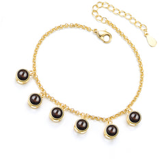 Personalisiertes Fotoprojektions Armband mit 1–7 Bildern – Runder Anhänger mit Bild im Stein, Gravur & 18K Vergoldung