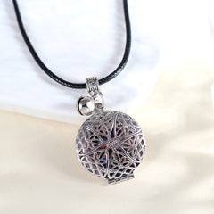 Hochwertige Platinierte Runde Medaillon Bild Kette – Hohles Vintage mit keltischen Sternen Blumen,Personalisierter Foto Geschenke für Männer Frauen