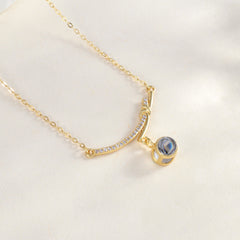 Personalisierte Minimalistische Smile Bar Projektionskette Mit Bild & Gravur im Stein - Erinnerungsgeschenk für Sie