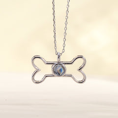 Personalisierte Silber Hunde Knochen Kette mit Foto im Stein - Liebevolles Erinnerungsgeschenk für Tierfreunde mit Foto & Gravur
