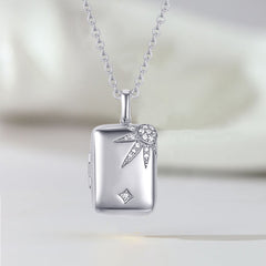 Personalisierte 925 Silber Foto Medaillon Kette – Buch Anhänger mit Sonne und Sternen, Platz für Bilder, Notizen und Haare, Kreatives Geschenk