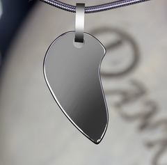 Personalisierte Herz-Partnerketten Zweiteilige Puzzlekette für Paare – Wolfram Ketten, Gravur mit Bild & Namen