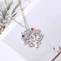 Personalisierte Lebensbaum Namenskette mit Geburtssteinen – 925 Silber, Geschenk für Mama, Oma oder Teammitglieder