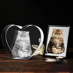 Personalisierter Herz-Kristall mit 3D Foto - Lasergravur Andenken, 3D Glasfoto mit Leuchtsockel Geschenk