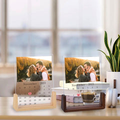 Personalisierter Acryl LED-Bilderrahmen mit Holzsockel – Individueller Kalender & Foto, Perfektes Geschenk für Jubiläum & Geburtstag