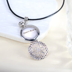 Hochwertige Platinierte Runde Medaillon Bild Kette – Hohles Vintage mit keltischen Sternen Blumen,Personalisierter Foto Geschenke für Männer Frauen