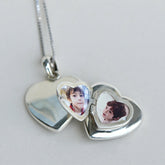 Personalisierte 925 Silber Foto Medaillon Kette – Herz im Herz Anhänger, Platz für 4 Fotos, Perfektes Geschenk für die Liebe