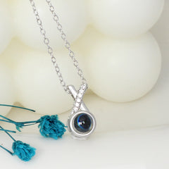 Silbe Personalisierte Fotokette mit Bild im Stein - X Buchstaben Anhänger mit Foto