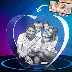 Personalisierter Herz-Kristall mit 3D Foto - Lasergravur Andenken, 3D Glasfoto mit Leuchtsockel Geschenk
