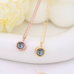 Personalisierte Kette mit Bild im Stein - Minimalistischer runder Anhänger