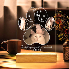 Personalisierter Beleuchteter Haustiere Bilderrahmen mit 3 Fotos & Gravur - Hundepfote Holzsockel,Gedenk Geschenke für Hunde & Katzen