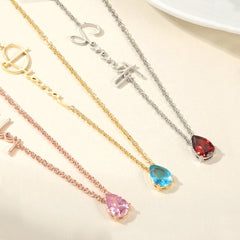 Personalisierte Namenskette mit tropfenförmigem Geburtsstein – Perfektes Geschenk für Sie, Mama oder Oma