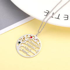 Personalisierte Geburtssteinkette mit Namensgravur – Lebensbaum im Kreis, Perfektes Geschenk für Mama und Oma