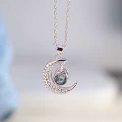 Personalisierte Halskette – Mond aus 925 Silber mit Foto & Strassbesatz