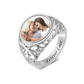 Personalisierter Runder Hohl Retro Muster Ring mit Foto und Innengravur - Erinnerungsgeschenk für Ehefrau, Mama und Oma