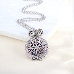 Hochwertige Platinierte Runde Medaillon Bild Kette – Hohles Vintage mit keltischen Sternen Blumen,Personalisierter Foto Geschenke für Männer Frauen