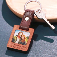 Personalisierter Foto Leder Holz Schlüsselanhänger mit Worte, Mini-Fotorahmen,Kreatives Erinnerungs Geschenk