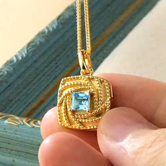 Personalisierte 925 Silber Foto Medaillon Kette – Unendlichkeits Quadratischer Anhänger mit blauem Zirkonia, Erinnerungs Geschenk für Frauen