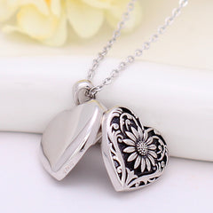 Personalisierte 925 Silber Medaillon Halskette mit Foto –Gänseblümchen Herz Anhänger