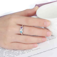 Personalisierter Unendlichkeitsring mit 2 Geburtssteinen & Namen – Herz oder Runder Zirkon, Innengravur möglich