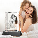 Personalisierter 3D Kristall mit Foto - 24-Eckiger Glasblock mit Lasergravur und LED-Sockel für besondere Erinnerungen