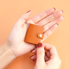 Personalisierter Foto Leder Schlüsselanhänger mit 12 Bilder, Minialbum,Kunstdruckpapier Fotoalbum,Kreatives Erinnerungs Geschenk