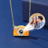 Personalisierte Kamera Projektionskette mit Foto & Gravur drin im Stein – Orange Emaille, Kreatives Geschenk für Sie oder Ihn