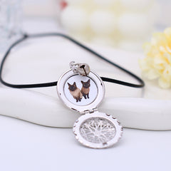 Hochwertige Platinierte Runde Medaillon Bild Kette – Hohles Vintage mit keltischen Sternen Blumen,Personalisierter Foto Geschenke für Männer Frauen