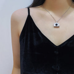 925 Silber Personalisierte Foto Medaillon Kette mit Bilder & Text– 3D Kamera Anhänger mit Onyx,Erinnerungs Geschenk für Männer Frauen Partner