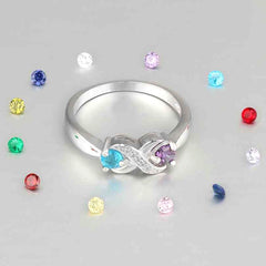 Personalisierter Geburtsstein Unendlichkeitszeichen Ring mit Namensgravur & Innengravur – Perfektes Geschenk für Mama oder die Liebste