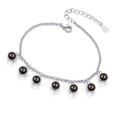 Personalisiertes Fotoprojektions Armband mit 1–7 Bildern – Runder Anhänger mit Bild im Stein, Gravur & 18K Vergoldung