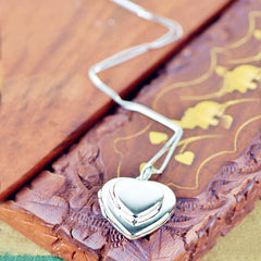 Personalisierte 925 Silber Foto Medaillon Kette – Herz im Herz Anhänger, Platz für 4 Fotos, Perfektes Geschenk für die Liebe