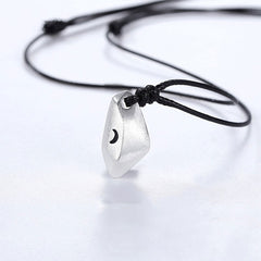 999 Feinsilber Wunschstein Kette – Individueller Anhänger mit Gravur von Sonne und Mond, Liebes oder Familien Geschenk für Männer und Frauen