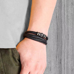 Personalisierte Multitour Geflochtenes Wikinger Leder Armband mit Gravur – Geschenk für Sohn & Enkel mit Grußkarte