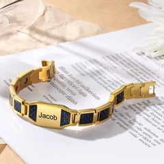 Hochwertiges Magnetisches Armband aus Carbonfaser mit Foto & Gravur – Personalisiertes Herrenarmband im Uhrenstil