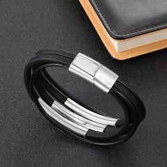 Personalisierte Schwarzes Multitour Leder Armband mit Gravurplatte - 1-3 Namen Geschenk für Ihn