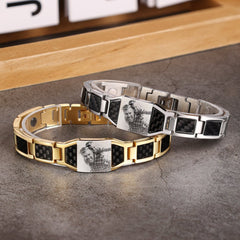 Hochwertiges Magnetisches Armband aus Carbonfaser mit Foto & Gravur – Personalisiertes Herrenarmband im Uhrenstil