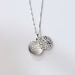 925 Silber Personalisierte Foto Medaillon Kette mit Bilder & Text– Runder Anhänger mit Hohle Blume Zirkonia, Erinnerungs Geschenk für Sie
