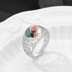 Personalisierter Runder Hohl Retro Muster Ring mit Foto und Innengravur - Erinnerungsgeschenk für Ehefrau, Mama und Oma