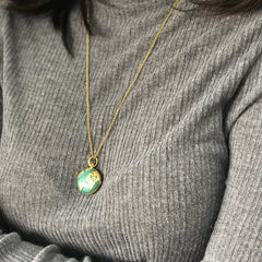 925 Silber Personalisierte Runden Medaillon Kette - Blauer Erdkugel Anhänger mit Goldenes Land