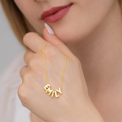 Personalisierte Kette mit Buchstaben - Luftballon Buchstaben Anhänger