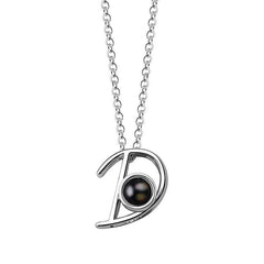 Personalisierte Foto Kette mit Buchstaben und Bild – Anhänger mit 26 Alphabet-Buchstaben zur Auswahl