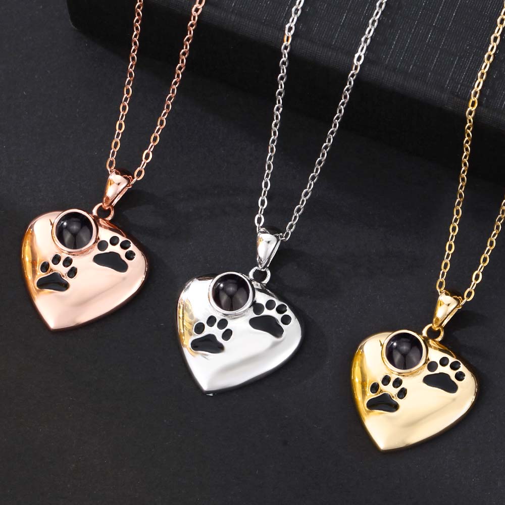 Foto Projektion Halskette mit Bild im Stein - Herz mit Schwarz Hundepfoten amazgifts