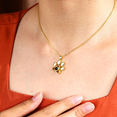 Halskette mit Bild – Personaliserter Anhänger mit Katzenpfote