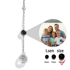 Foto-Projektions-Runder aus Kristall – Personalisierter Anhänger als Erinnerungsgeschenk für besondere Anlässe