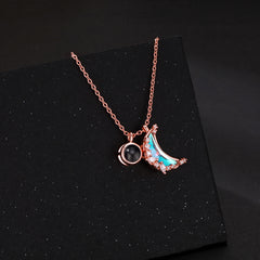 Personalisierte Projektion Kette mit Foto drin im Stein - Leuchtender Mond mit Zirkon eingelegt