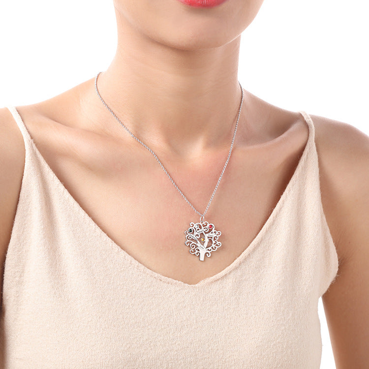 Personalisierte Lebensbaum Namenskette mit Geburtssteinen – 925 Silber, Geschenk für Mama, Oma oder Teammitglieder