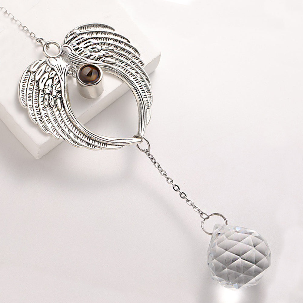 Personalisierter Engelsflügel Kristallanhänger mit Foto im Stein – Projektionsanhänger & Erinnerungsgeschenk für Feiertage und Jubiläen