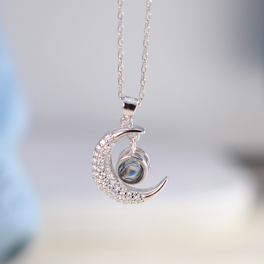 Personalisierte Halskette – Mond aus 925 Silber mit Foto & Strassbesatz